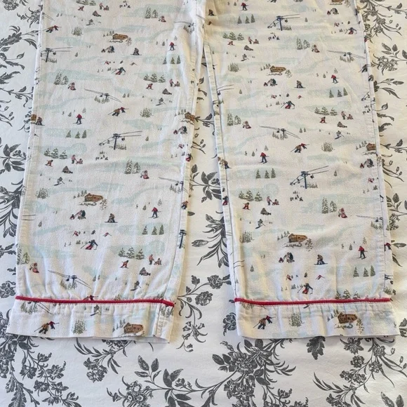 Hearth & Hand Holiday Flannel Pajamas {2pc set x 2} - Picture 11 of 13